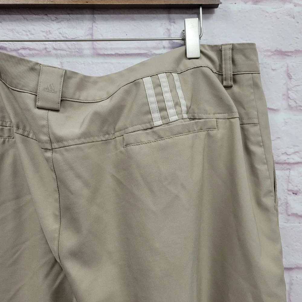 Adidas Climalite Golf Shorts Mens 40 Beige Chino Performance Flat Front Gorpcore